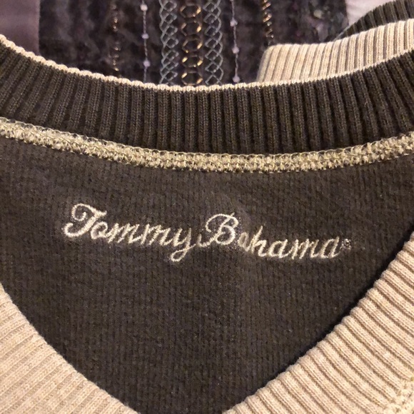 Tommy Bahama Men’s sweater - Picture 4 of 4